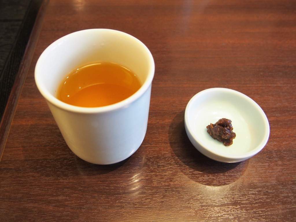 お茶と黒豚の肉みそ