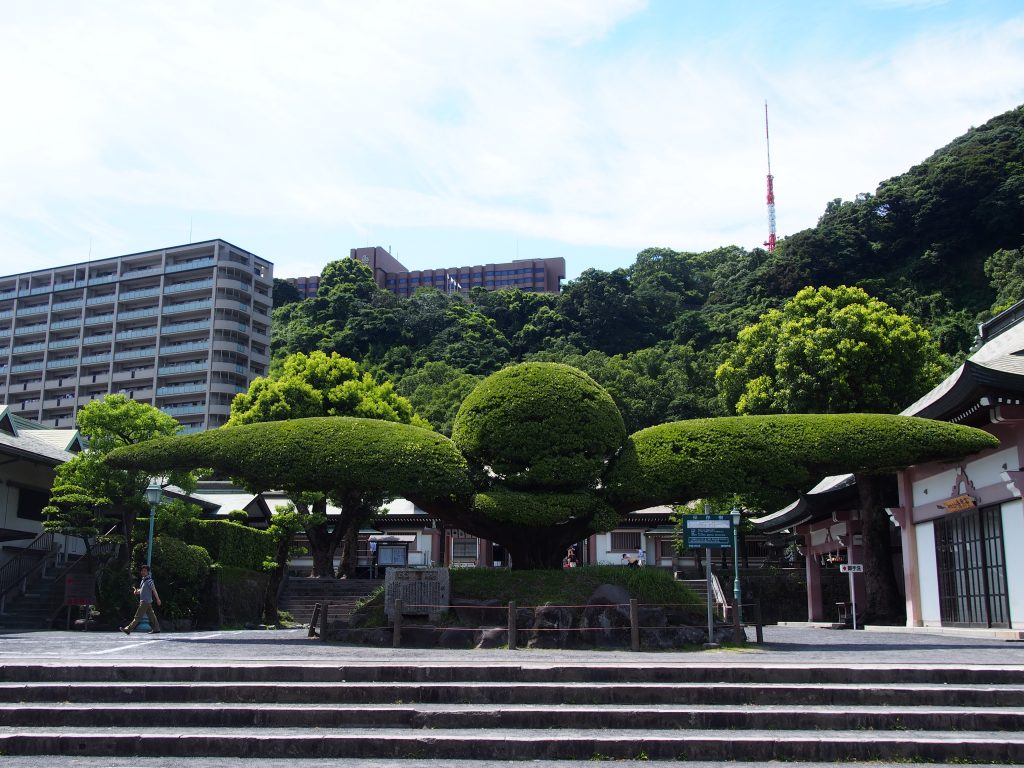 照国神社