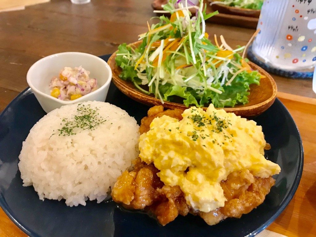路地裏カフェ