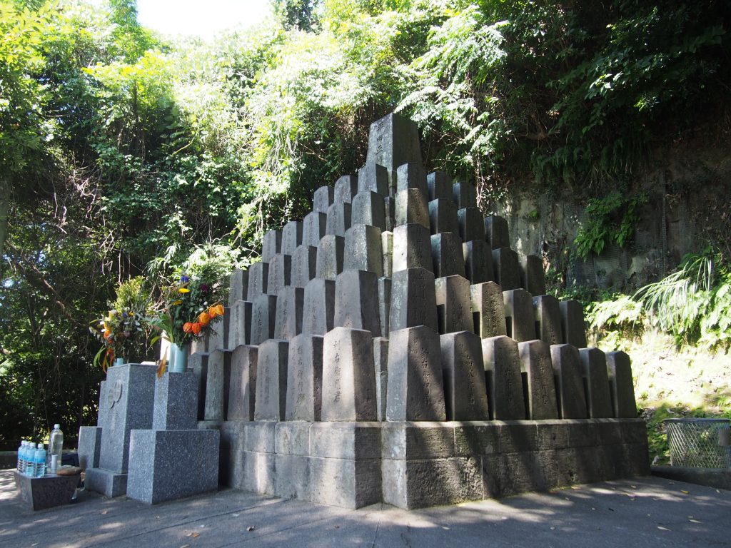 薩摩義士碑