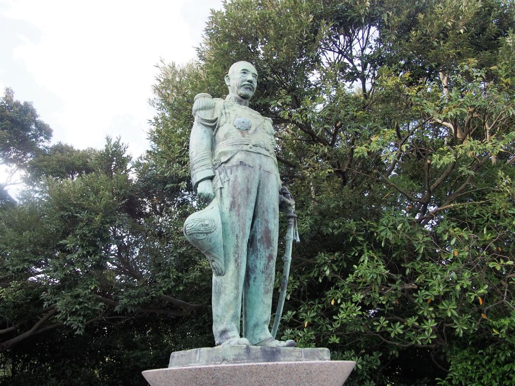 東郷平八郎銅像