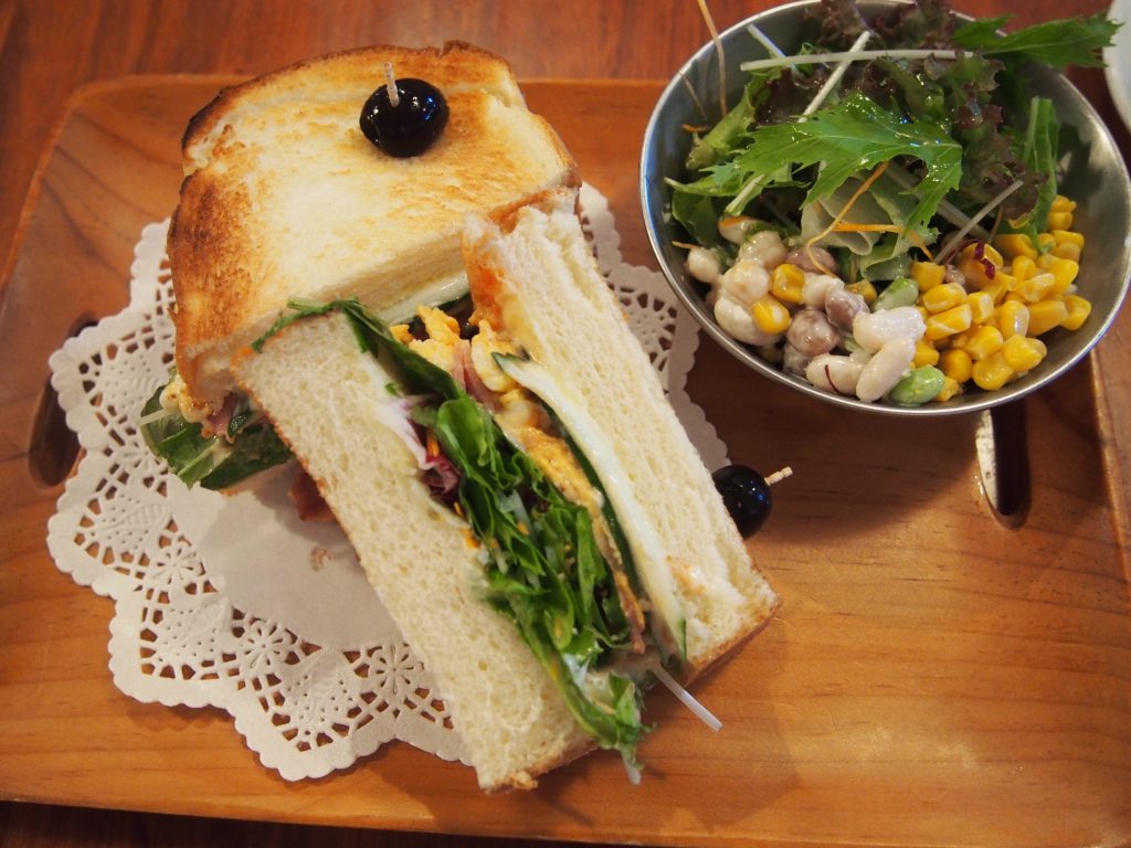 ブレカフェ料理　サンドセット