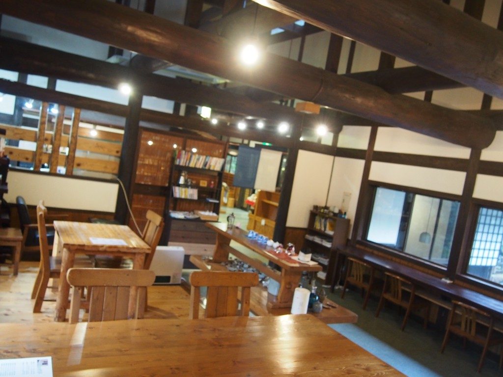 喫茶たんぽぽの内装