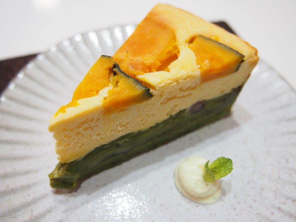 カフェ・オズヌのかぼちゃケーキ