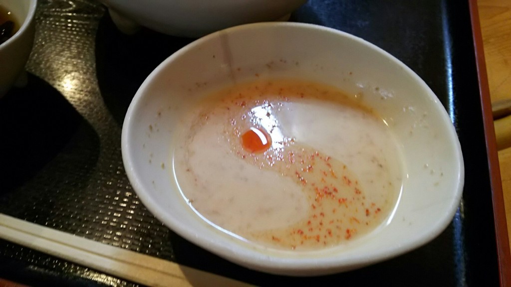 冷やしごまだれうどん