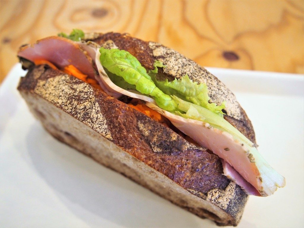タックバゲリカフェのサンドイッチ
