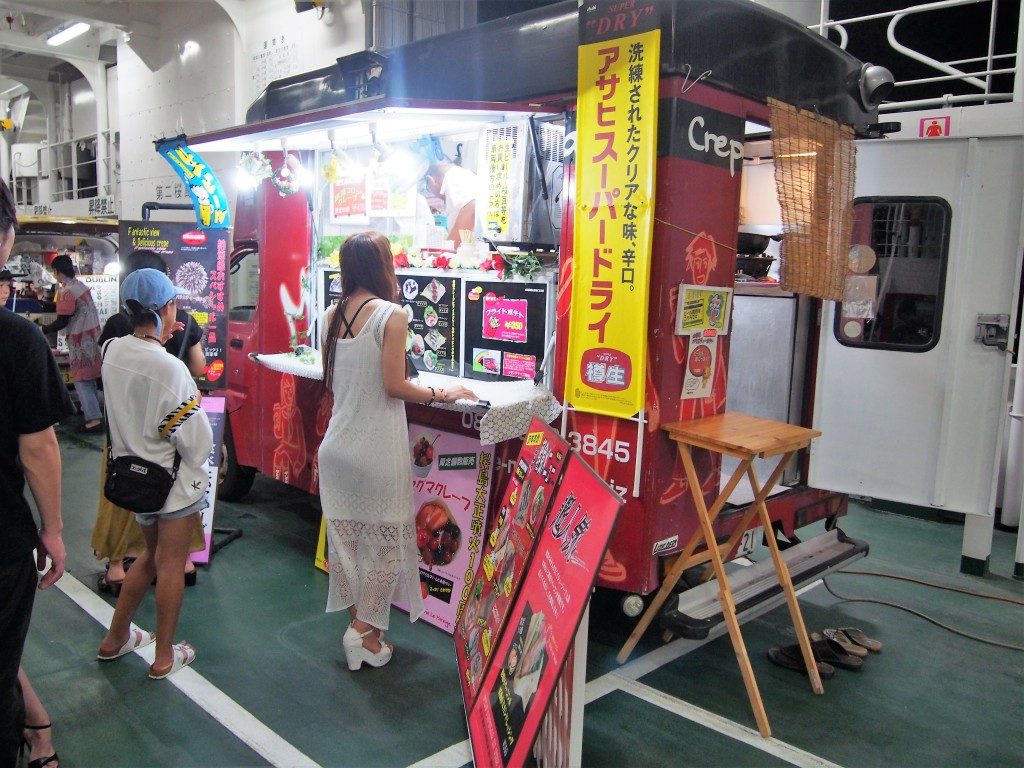 桜島納涼観光船のクレープ