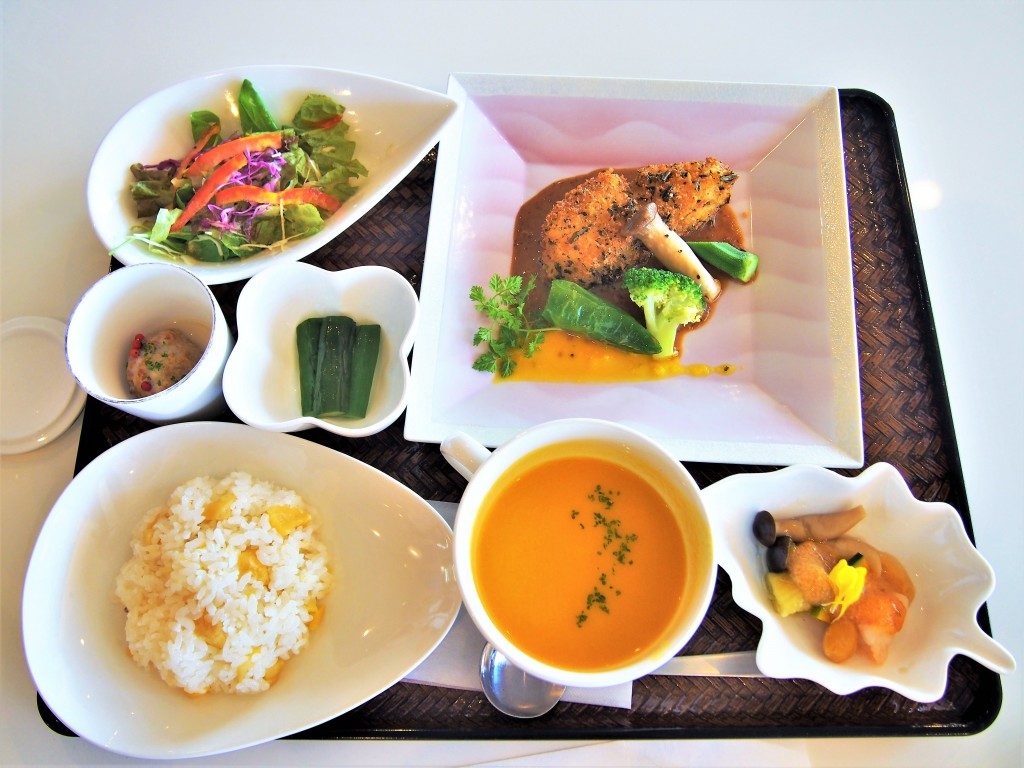 黒酢の里「桷志田」ランチ