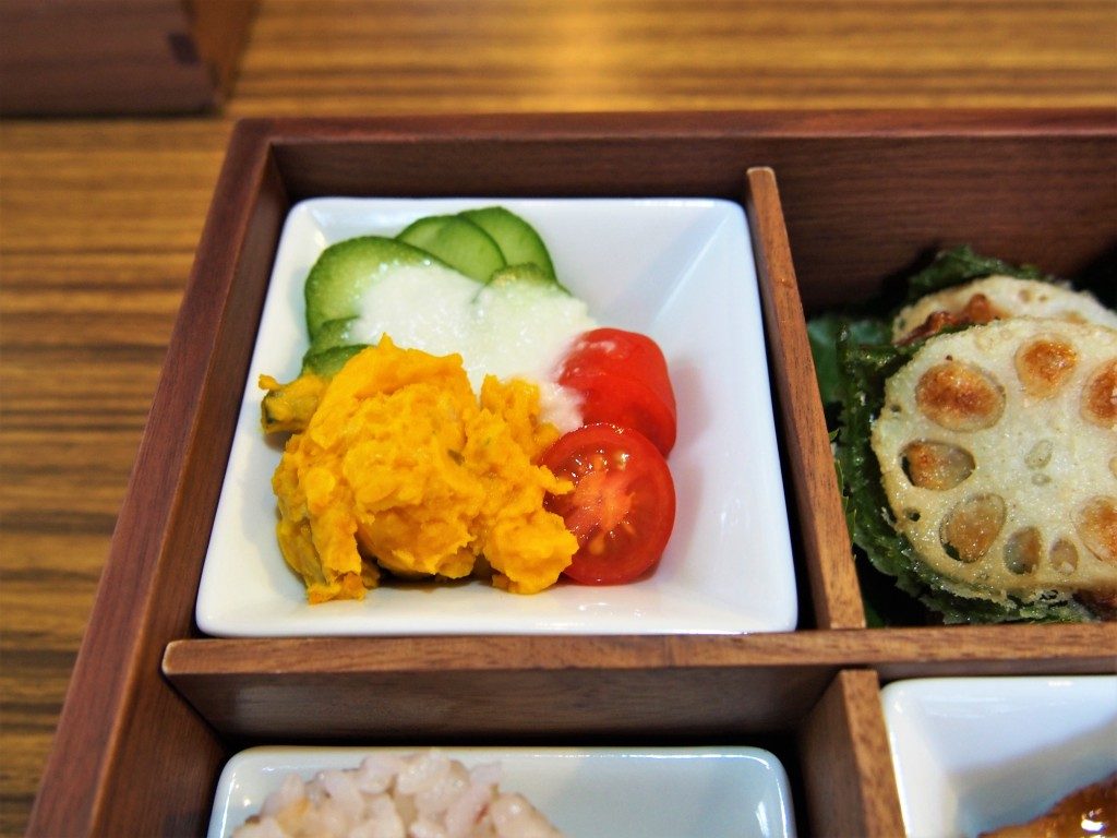 養蚕農家カフェ桑の実のランチ