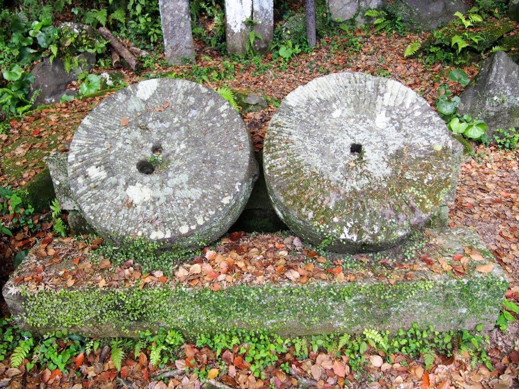 精矛神社