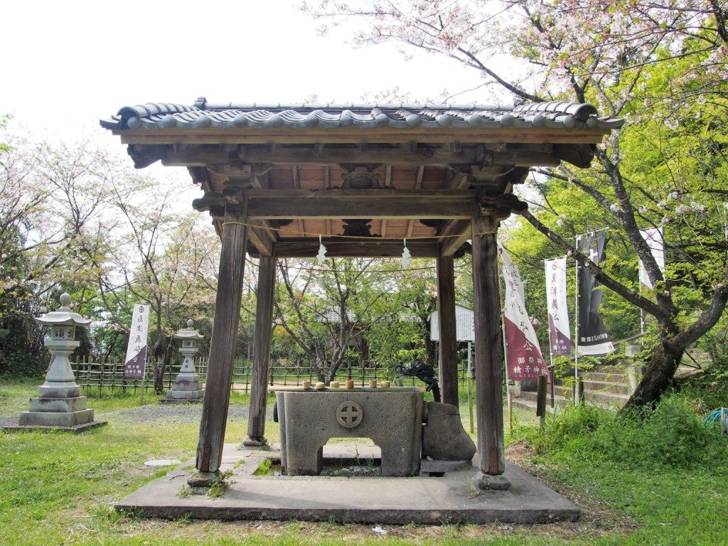 精矛神社