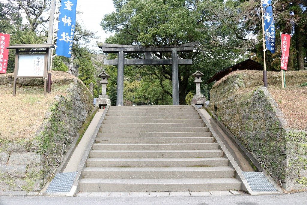 徳重神社
