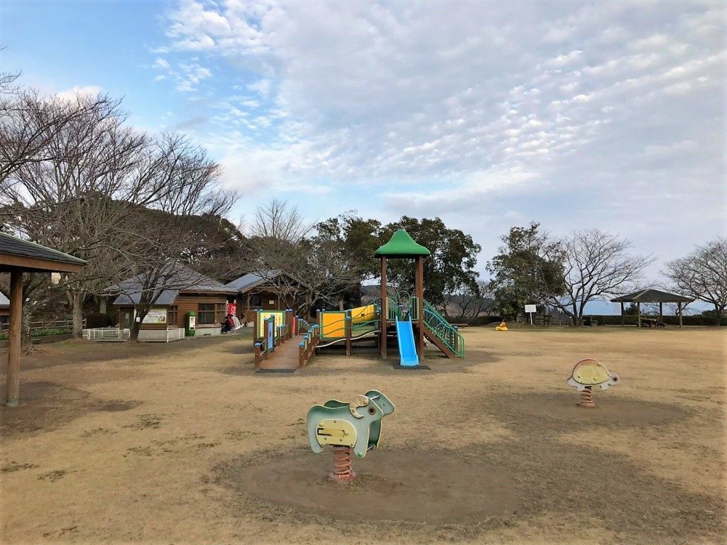 寺山いこいの広場