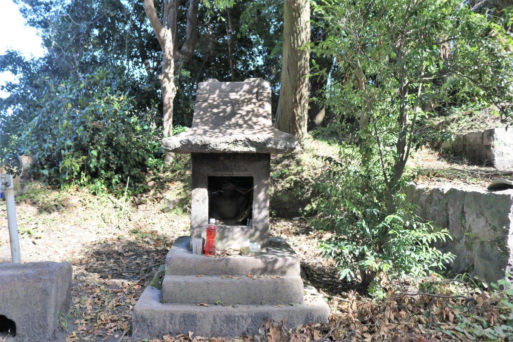 三柱神社