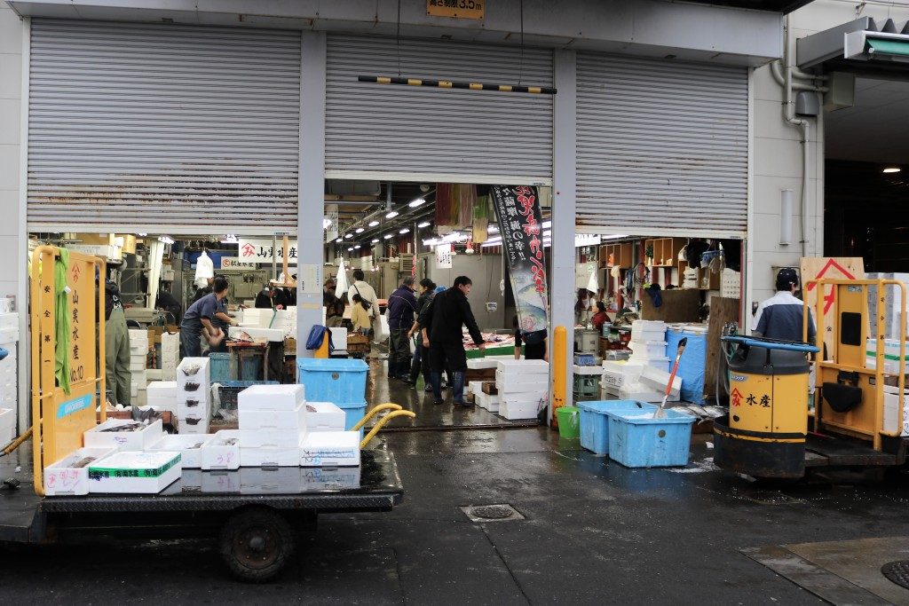 鹿児島魚類市場