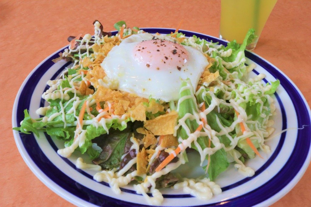 カフェアカアカ