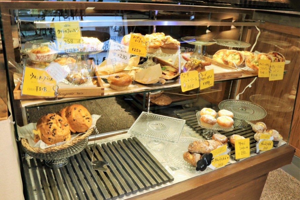 ベーカリーハコス伊敷ニュータウン店