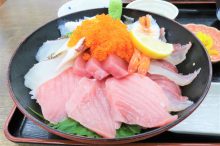 かんまち商店の海鮮丼