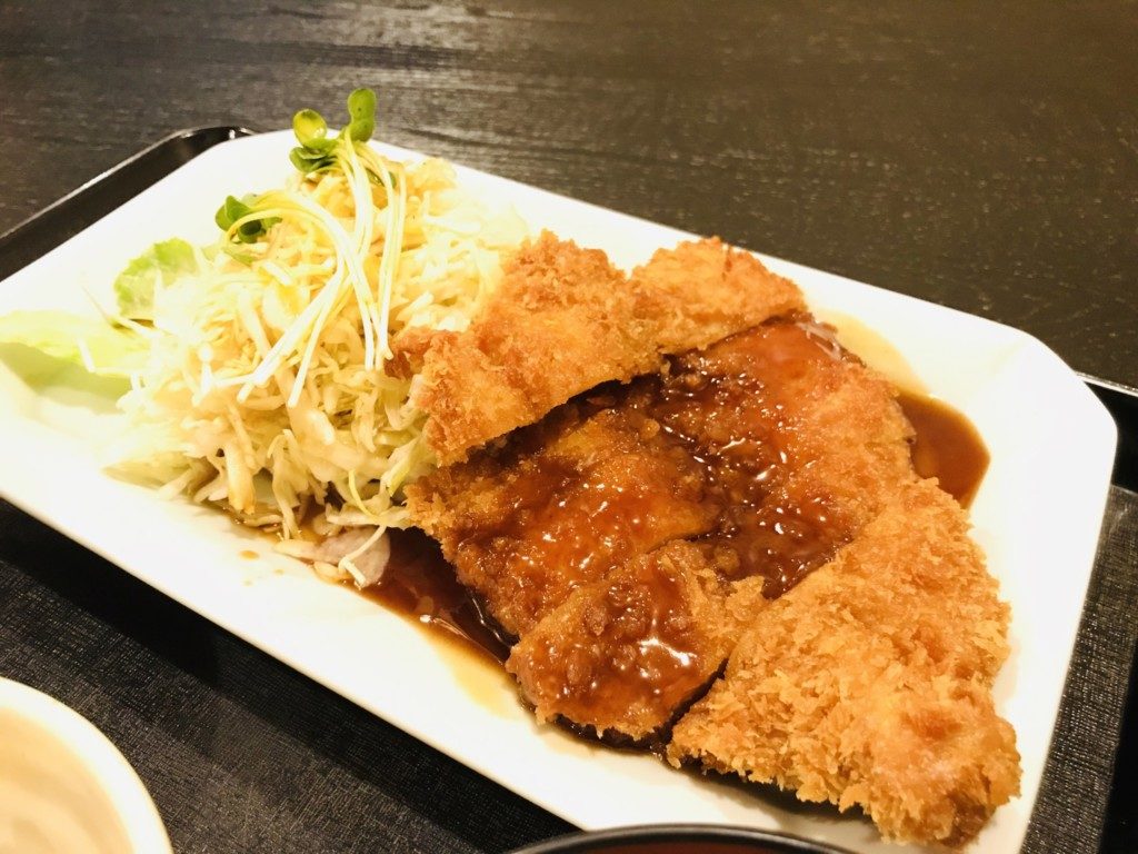 チキンカツ定食