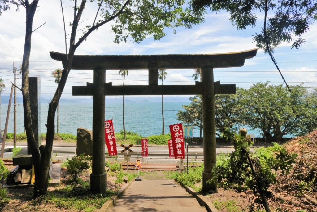 平松神社（心岳寺跡）