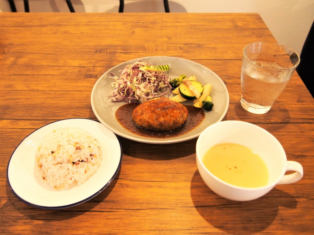 トキタマカフェ