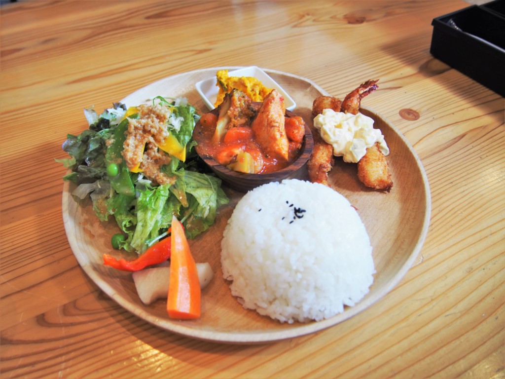 ルーカライブラリーカフェ