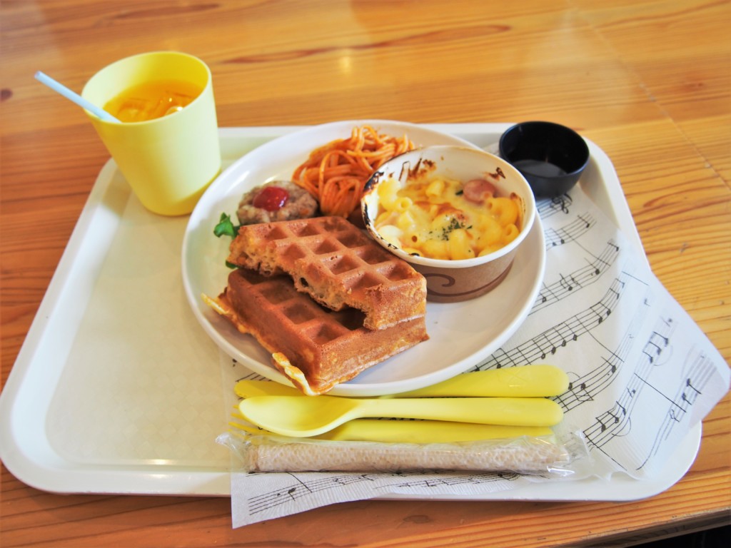 ルーカライブラリーカフェ