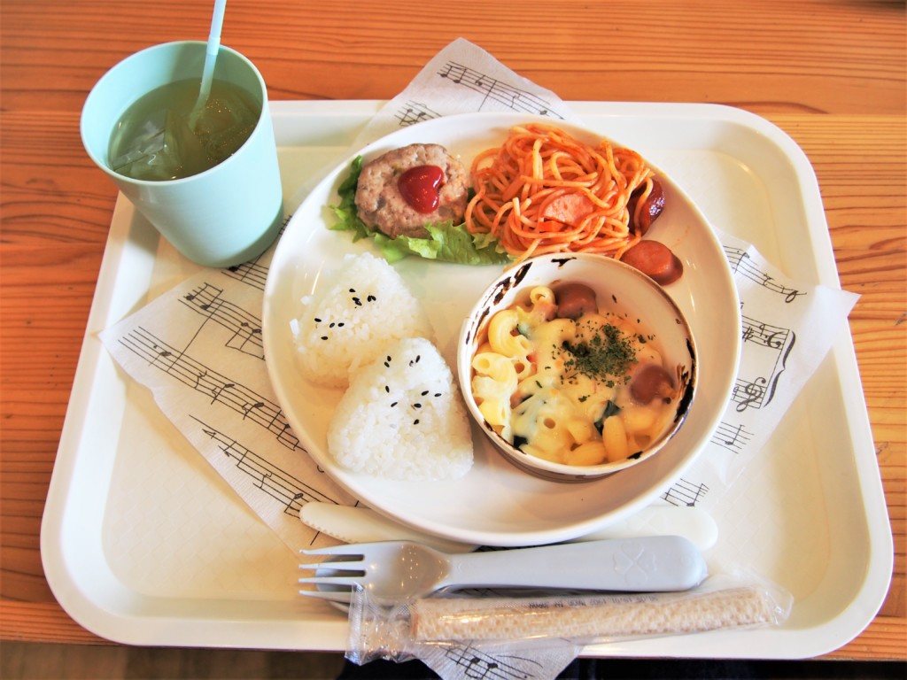 ルーカライブラリーカフェ