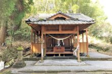 鹿児島市春山町の彦山神社