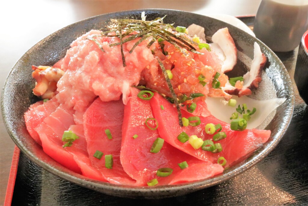 海鮮丼