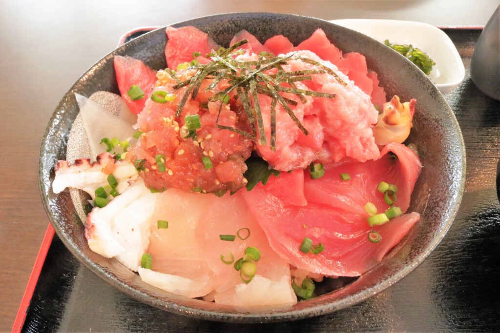 海鮮丼