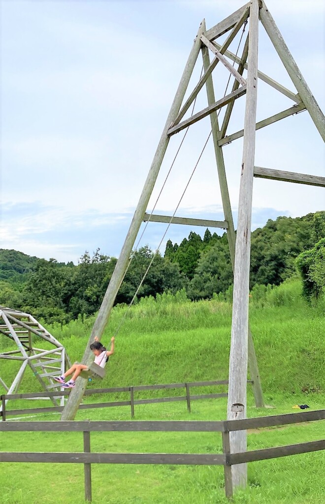 枕崎市にある巨大ブランコ
